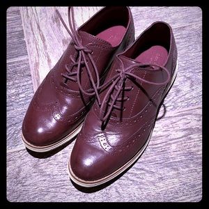Women’s Cole Haan maroon loafers